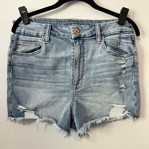 American Eagle Super Stretch curvy high rise shortie Denim Shorts  size 12